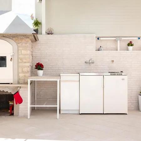 Entire Private Floor With Own Pool And Entrance Nyaraló Primošten