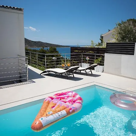 Entire Private Floor With Own Pool And Entrance