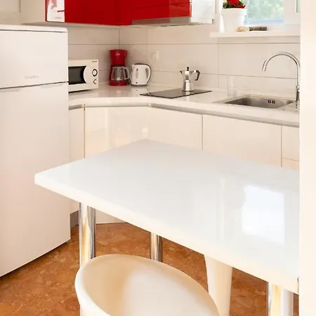 Entire Private Floor With Own Pool And Entrance *