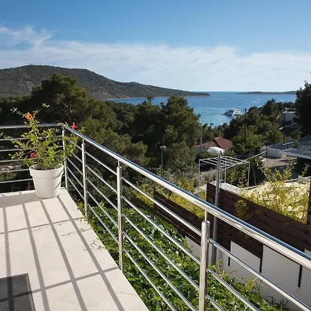 Holiday home Entire Private Floor With Own Pool And Entrance Primosten