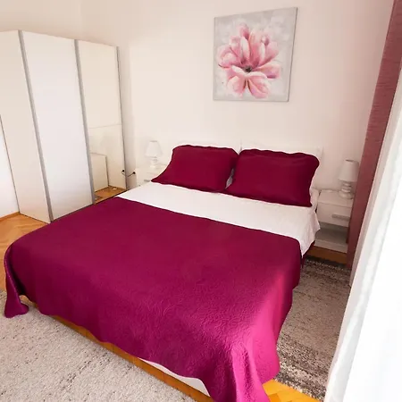 Nyaraló Entire Private Floor With Own Pool And Entrance