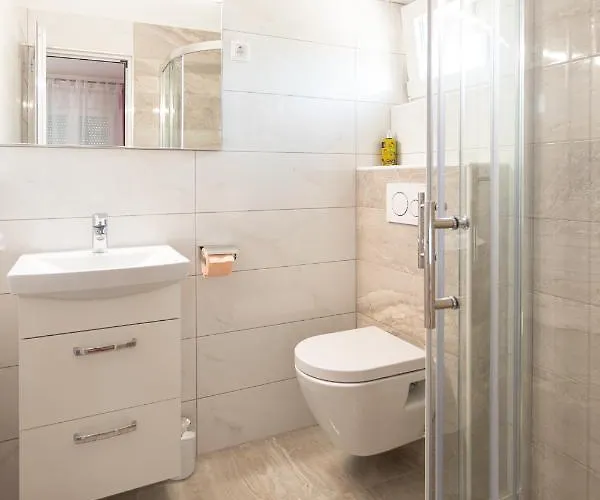 Entire Private Floor With Own Pool And Entrance Prázdninový dům *